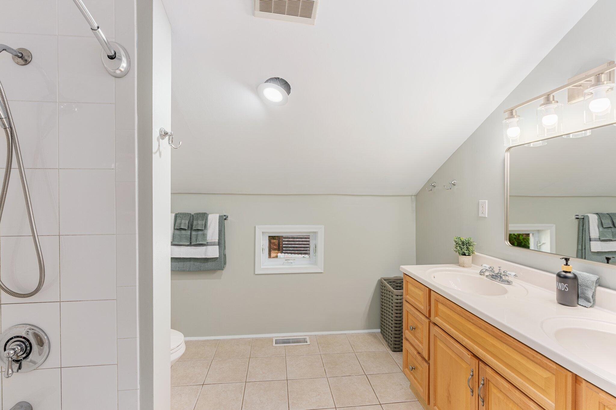 34 S Lake Drive, Lake Harmony, Pennsylvania image 25