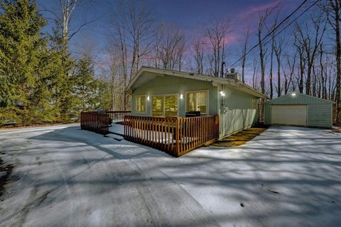 1516 BEECH SPRING Drive Pocono Pines PA 18350