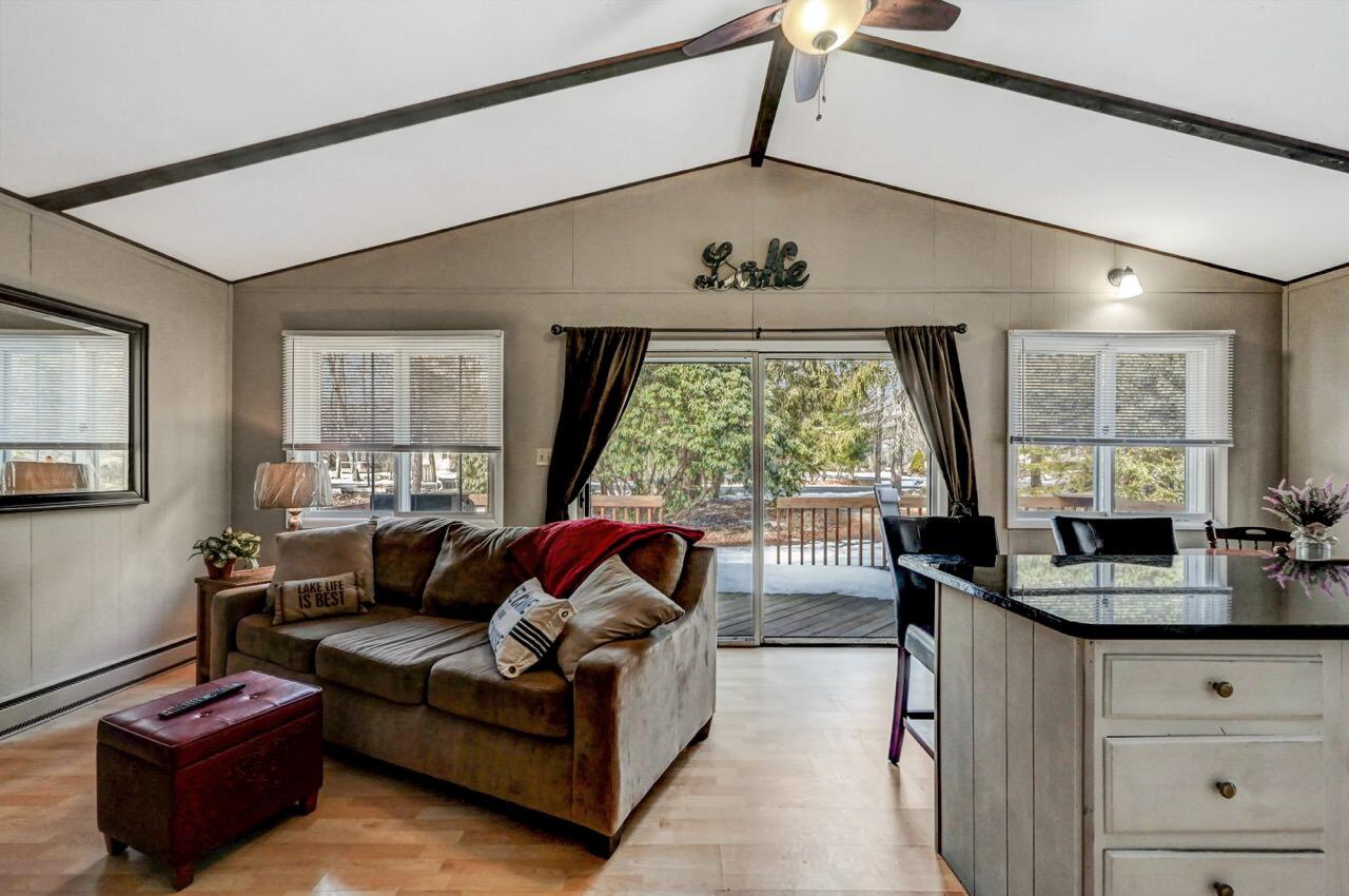1516 Beech Spring Drive, Pocono Pines, Pennsylvania image 20
