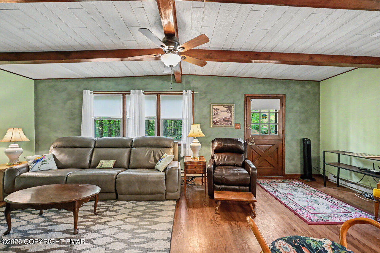 122 Sweet Briar Road