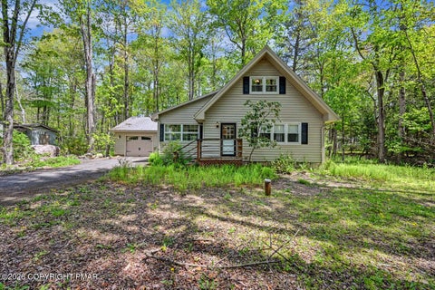 Homes For Sale - 122 Sweet Briar Road<br/> Pocono Pines, PA 18350