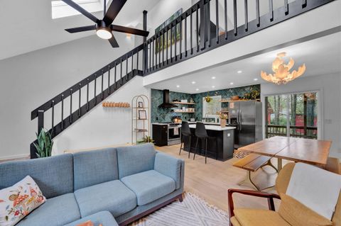 Homes For Sale - 1066 Knollwood Drive<br/> Monroe County, Tobyhanna, PA 18466