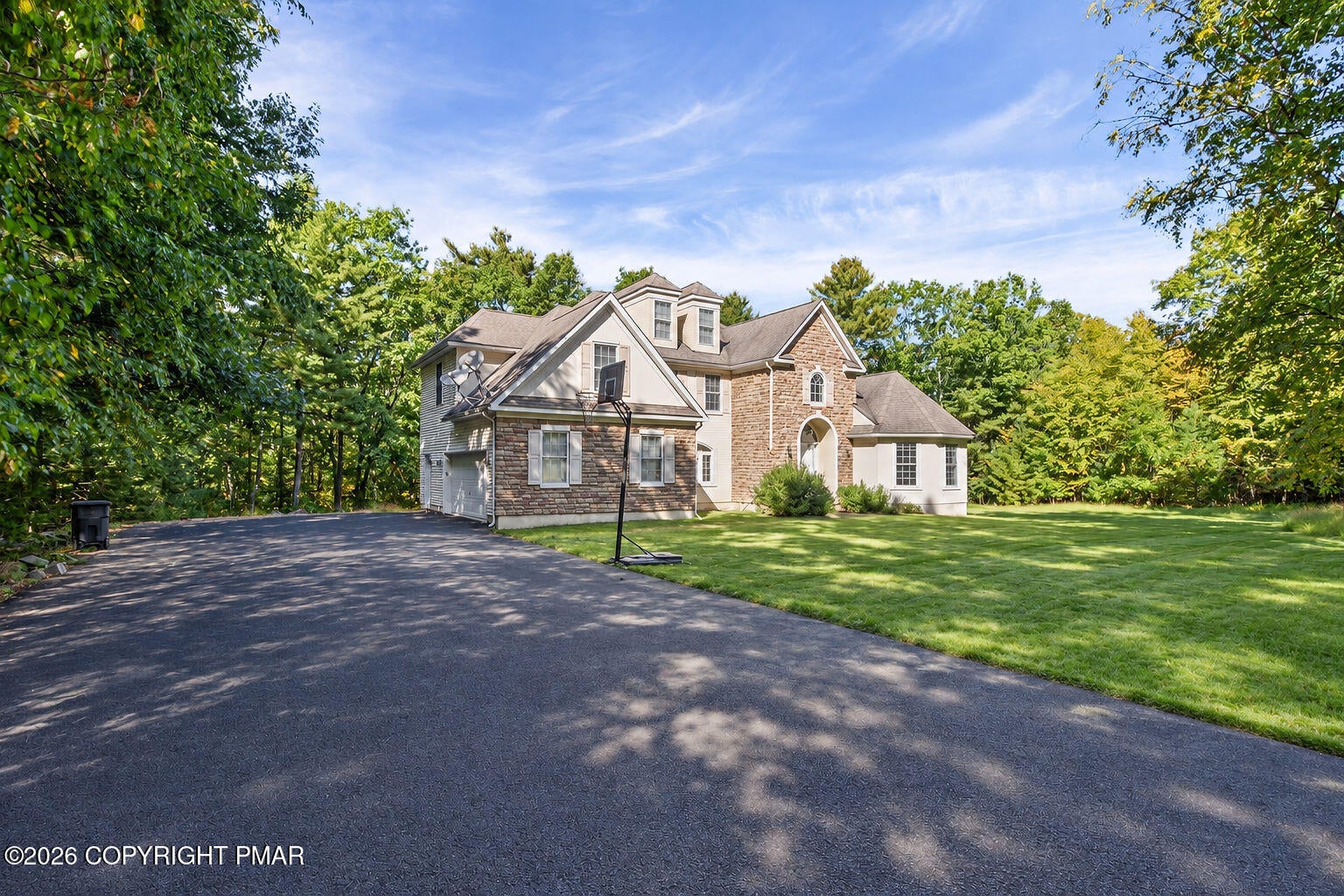 371 Joanne Court