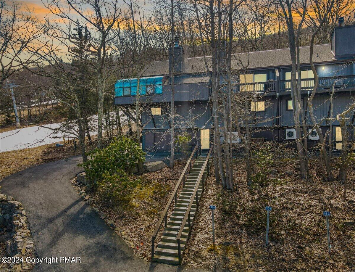 150 Cross Country Lane, Tannersville, Pennsylvania image 1