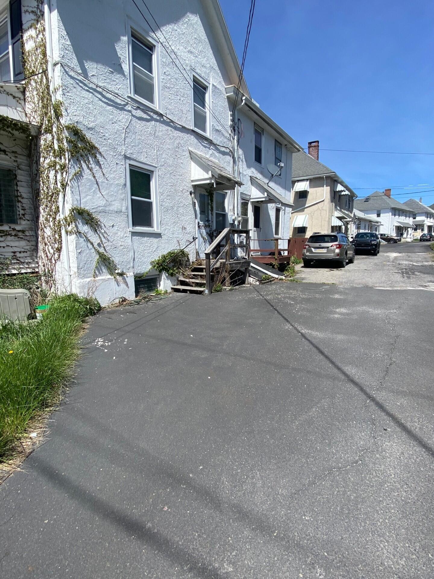 130 W Bertsch Street, Lansford, Pennsylvania image 7
