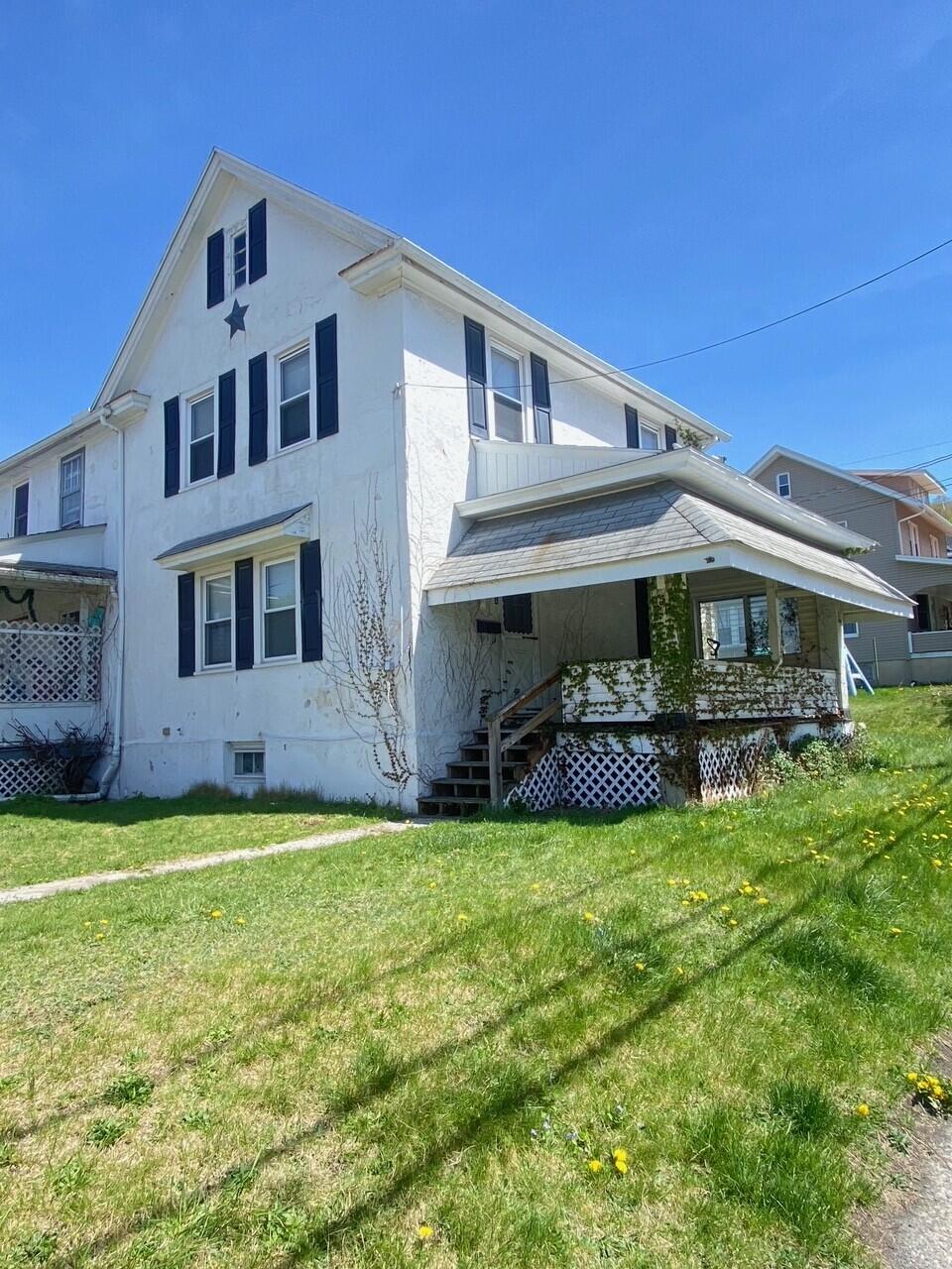 130 W Bertsch Street, Lansford, Pennsylvania image 3