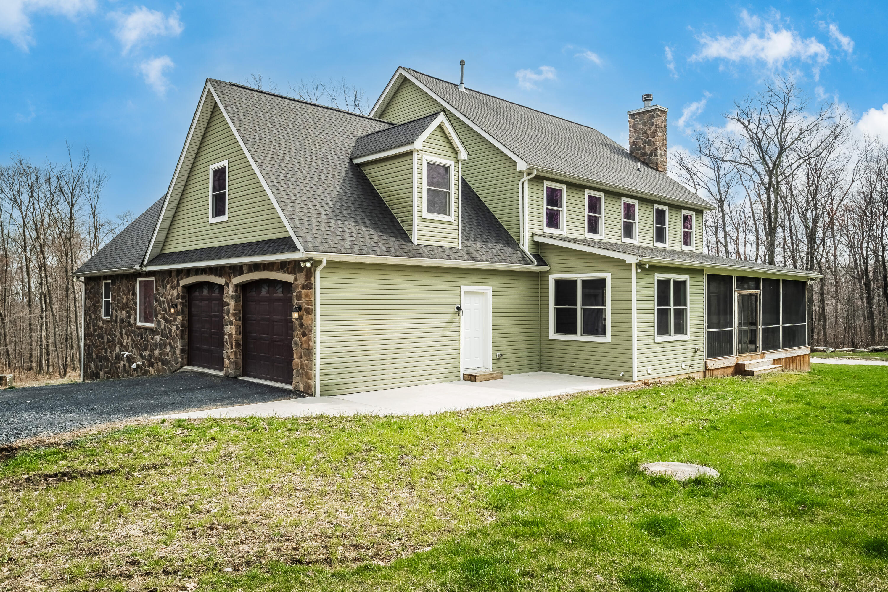 114 Bruce Lane, Wind Gap, Pennsylvania image 3