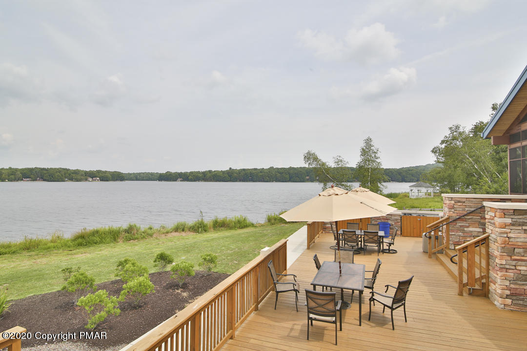 166 Wyalusing Drive, Pocono Lake, Pennsylvania image 3