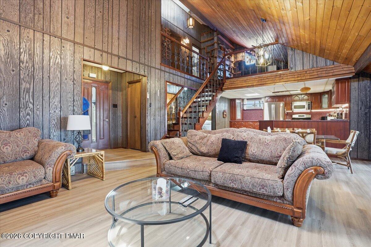 3204 CAROBETH Drive