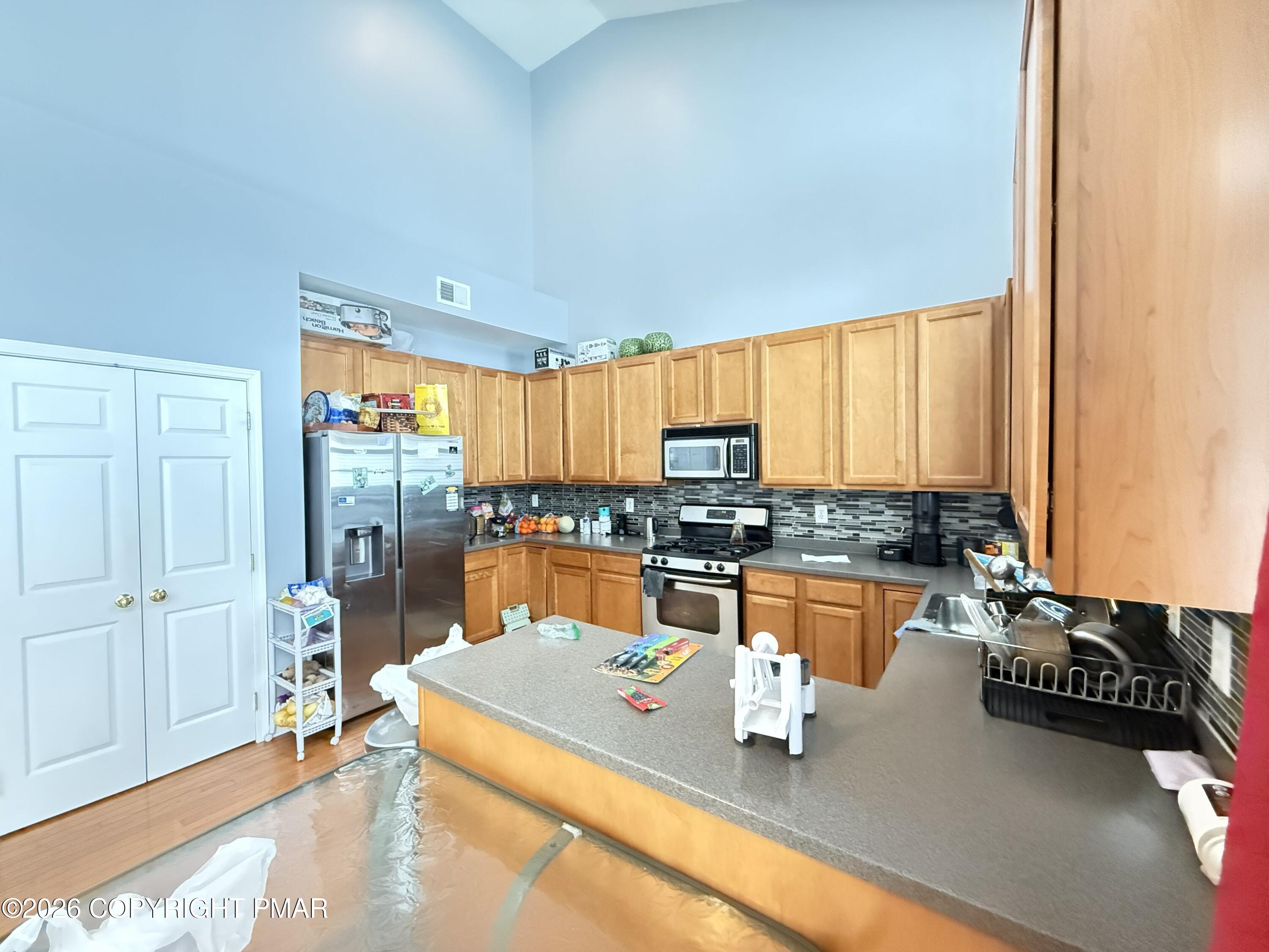 145 Kensington Drive