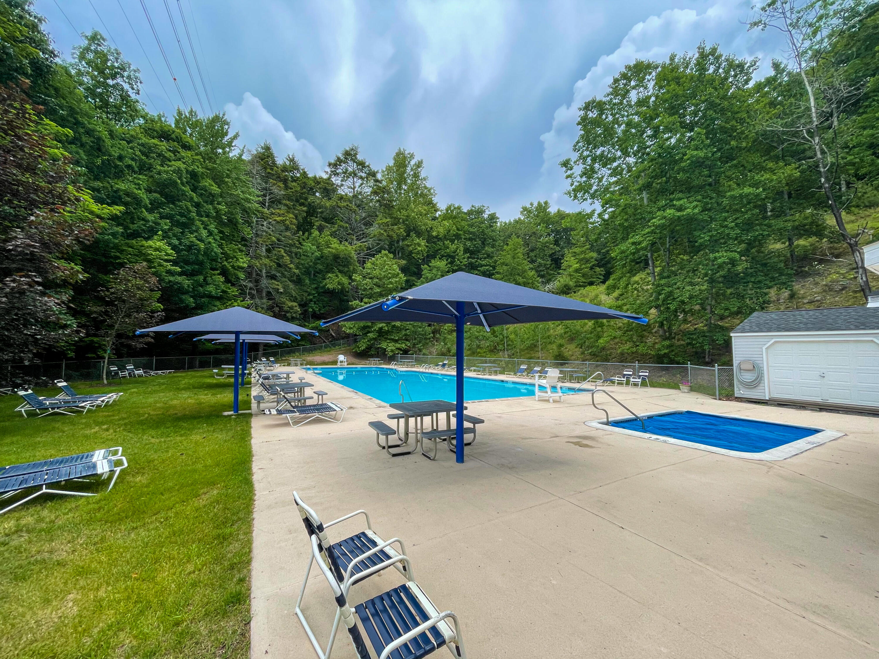195 Brentwood Drive, Bushkill, Pennsylvania image 47