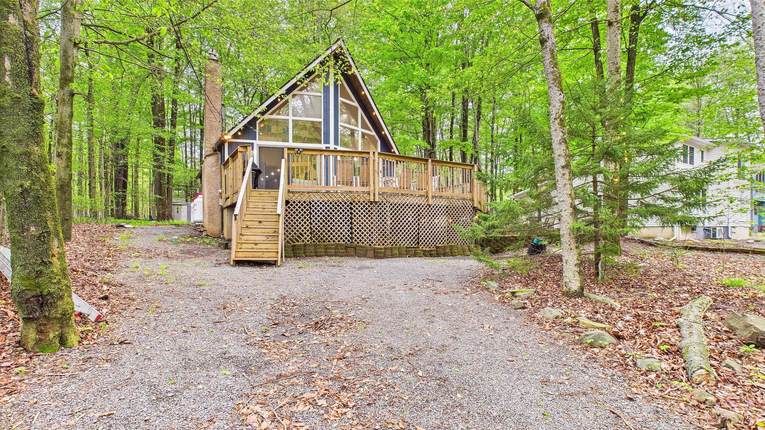112 Moshannon Drive, Pocono Lake, Pennsylvania image 2