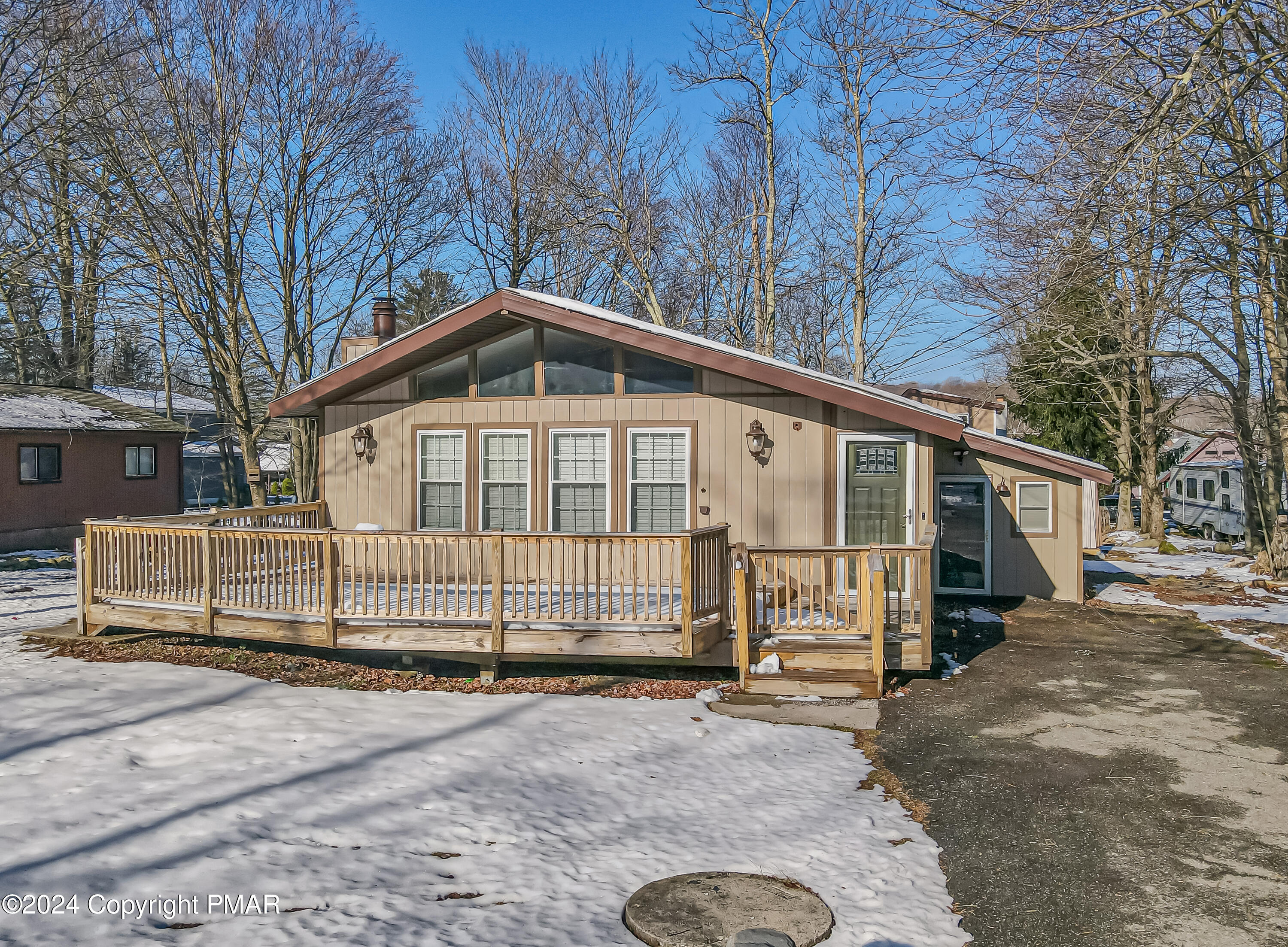 1739 Rolling Hills Drive, Tobyhanna, Pennsylvania image 5