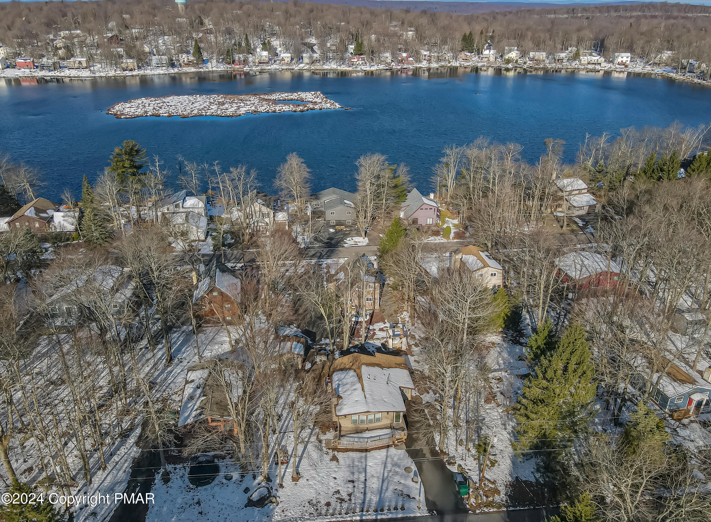 1739 Rolling Hills Drive, Tobyhanna, Pennsylvania image 3