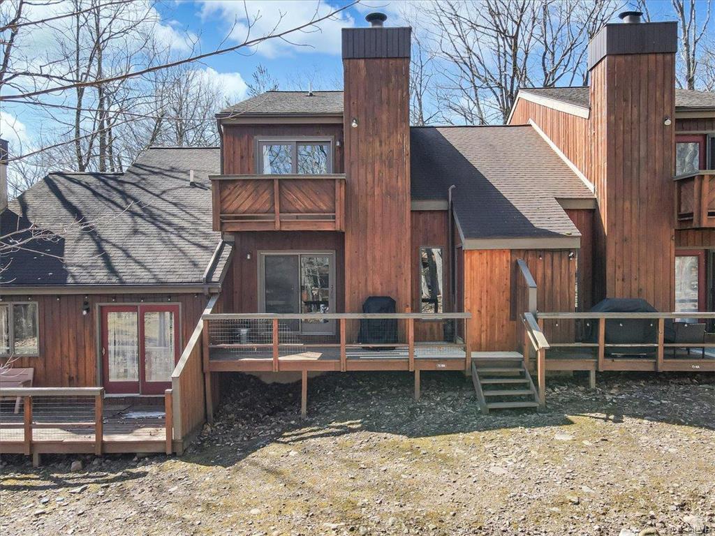 75 Warbler Court, Lake Harmony, Pennsylvania image 3
