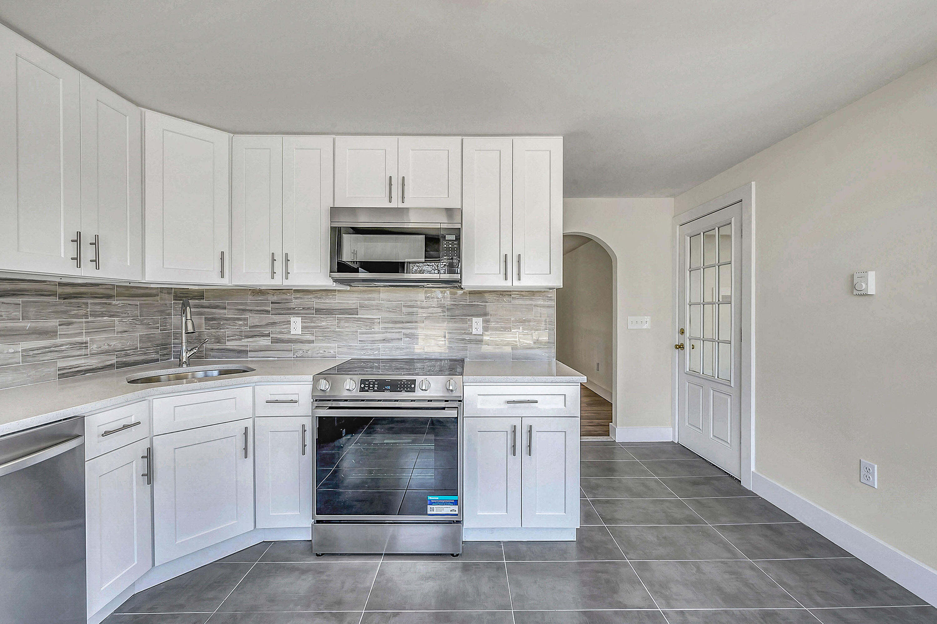 1066 Cottontail Road, Long Pond, Pennsylvania image 14