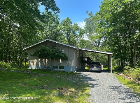 1065 Clover Road Long Pond PA 18334