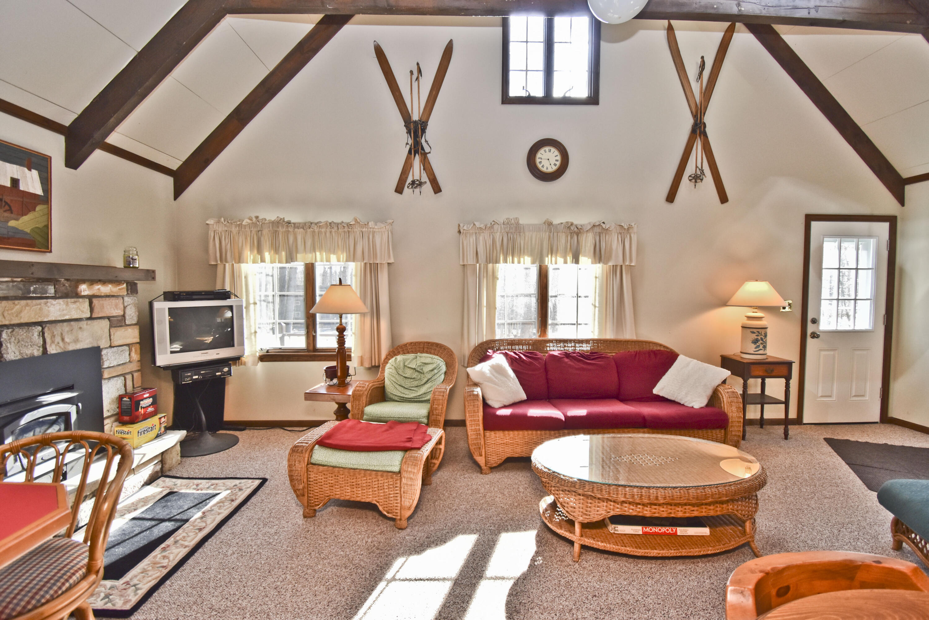 113 Outer Drive, Pocono Lake, Pennsylvania image 5
