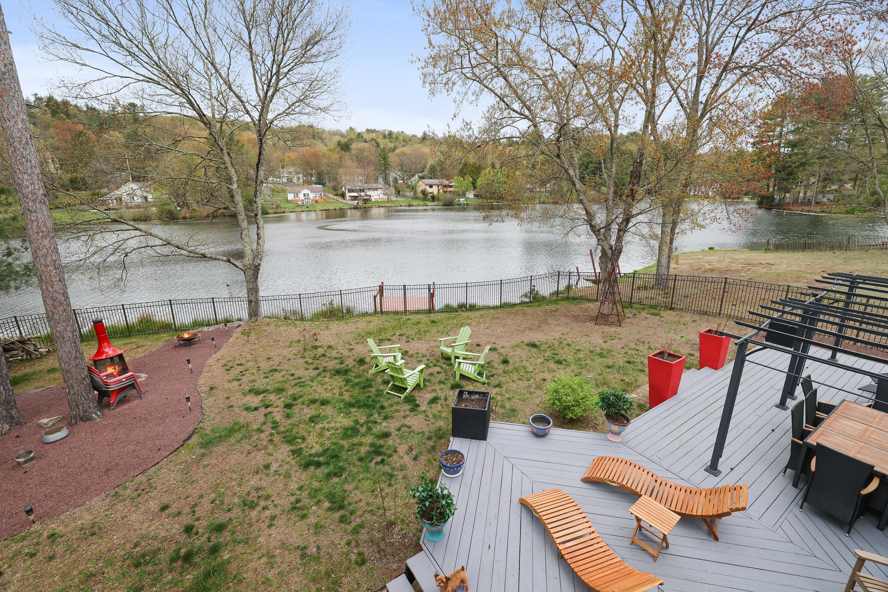 126 Pinewood Drive, East Stroudsburg, Pennsylvania image 4