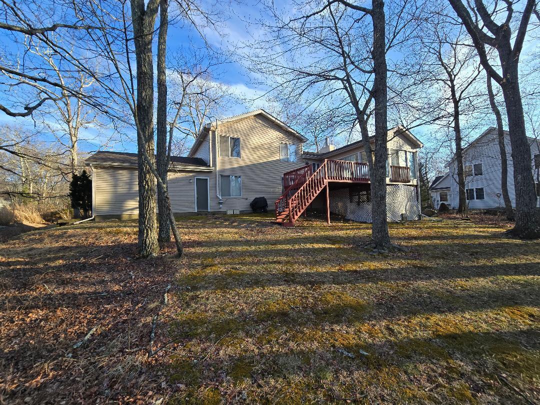 202 Tomnody Drive Dr, Tamiment, Pennsylvania image 2