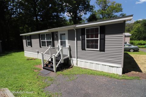 Mobile Home For Sale - 287 Birchwood Drive<br/> Saylorsburg, PA 18353