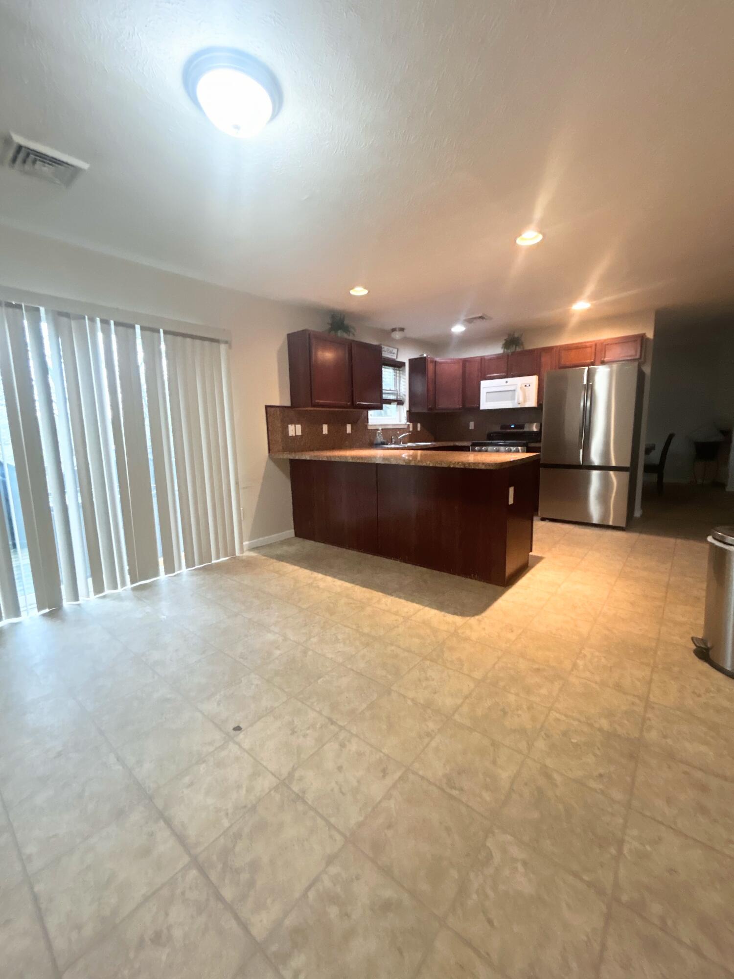 114 Country Court, Long Pond, Pennsylvania image 21