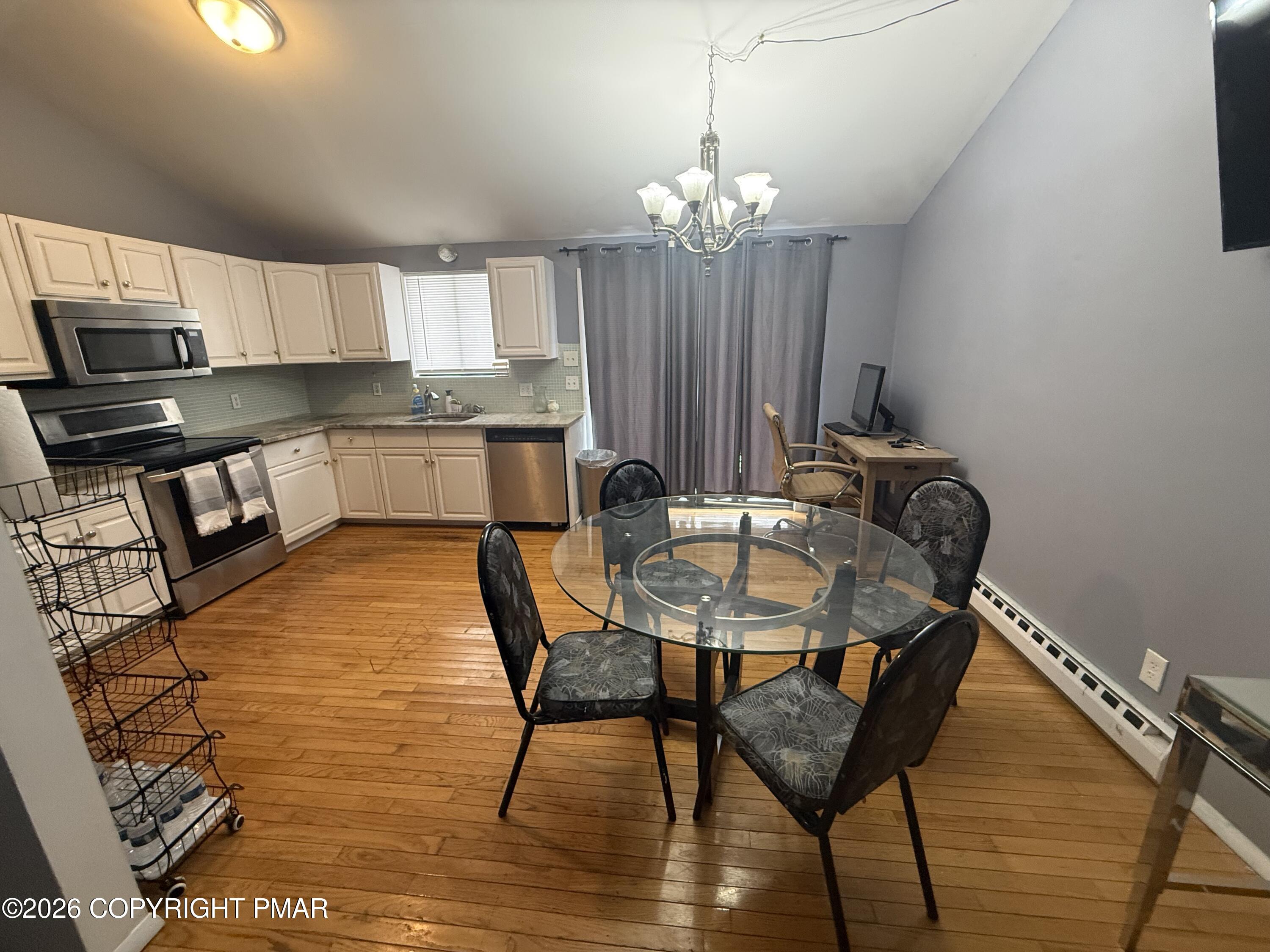 3076 Briarwood Drive