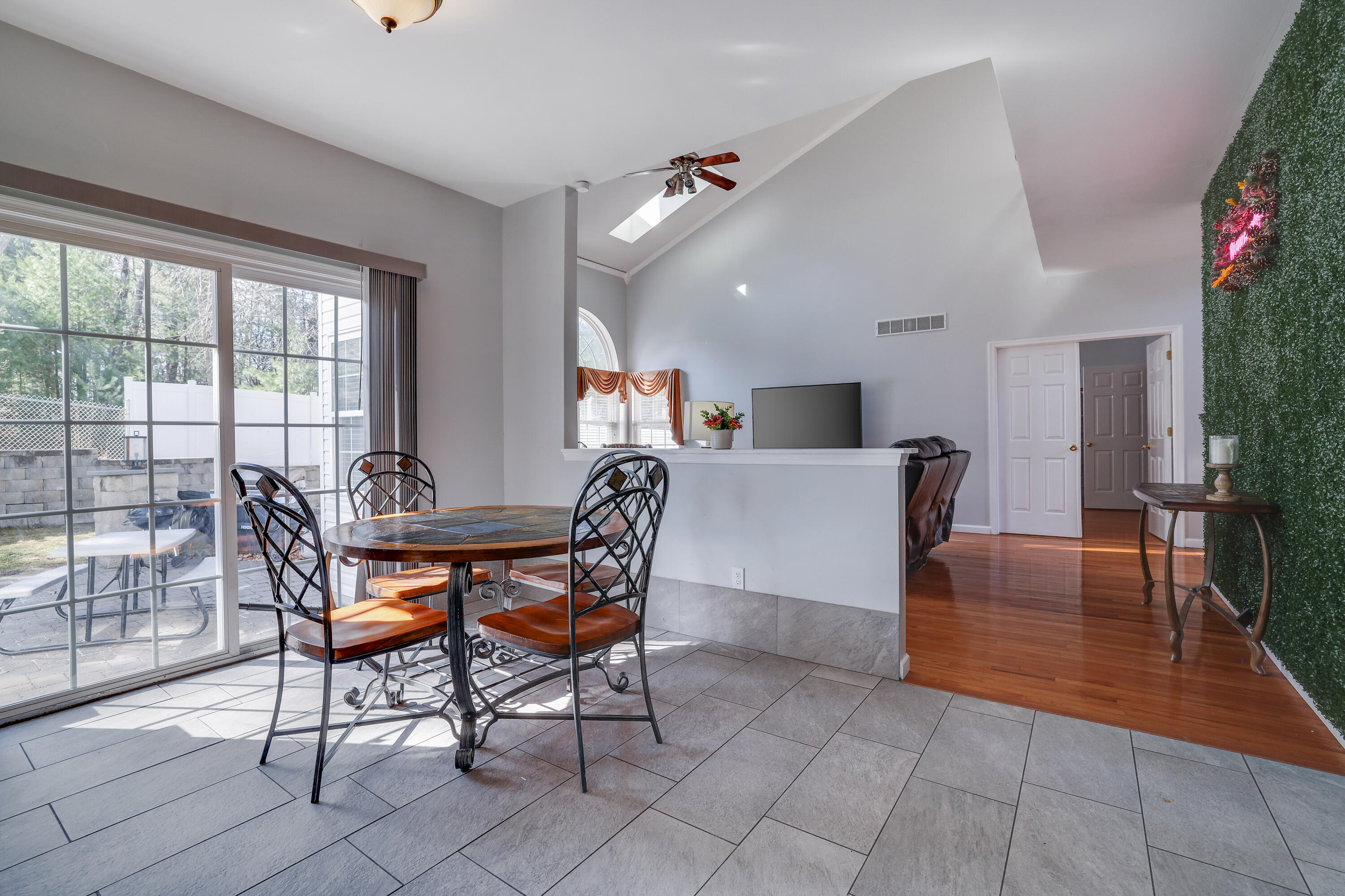 6214 Blackberry Terrace, East Stroudsburg, Pennsylvania image 12