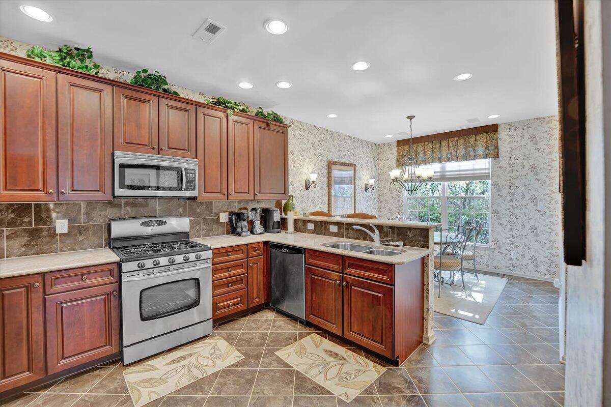 1721 Big Ridge Drive, East Stroudsburg, Pennsylvania image 4