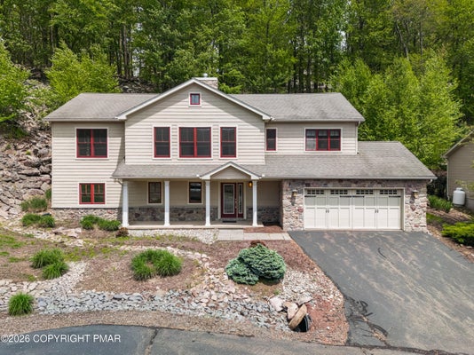 54 BLUESTONE CT, LAKE HARMONY, PA 18624 - Image f882a59e7e315f8946e38dee2cd1bc43/1890717113