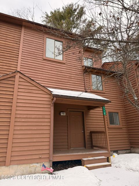 Townhouse For Sale - 510 Wales Court<br/> Bushkill, PA 18324