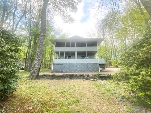 102 Lookout Drive