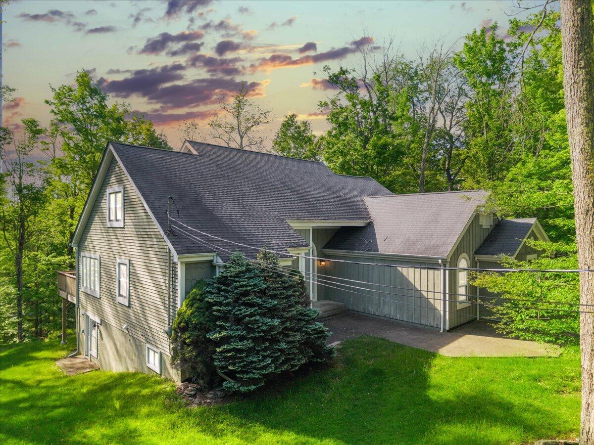 161 Fawnwood Drive, Greentown, Pennsylvania image 2