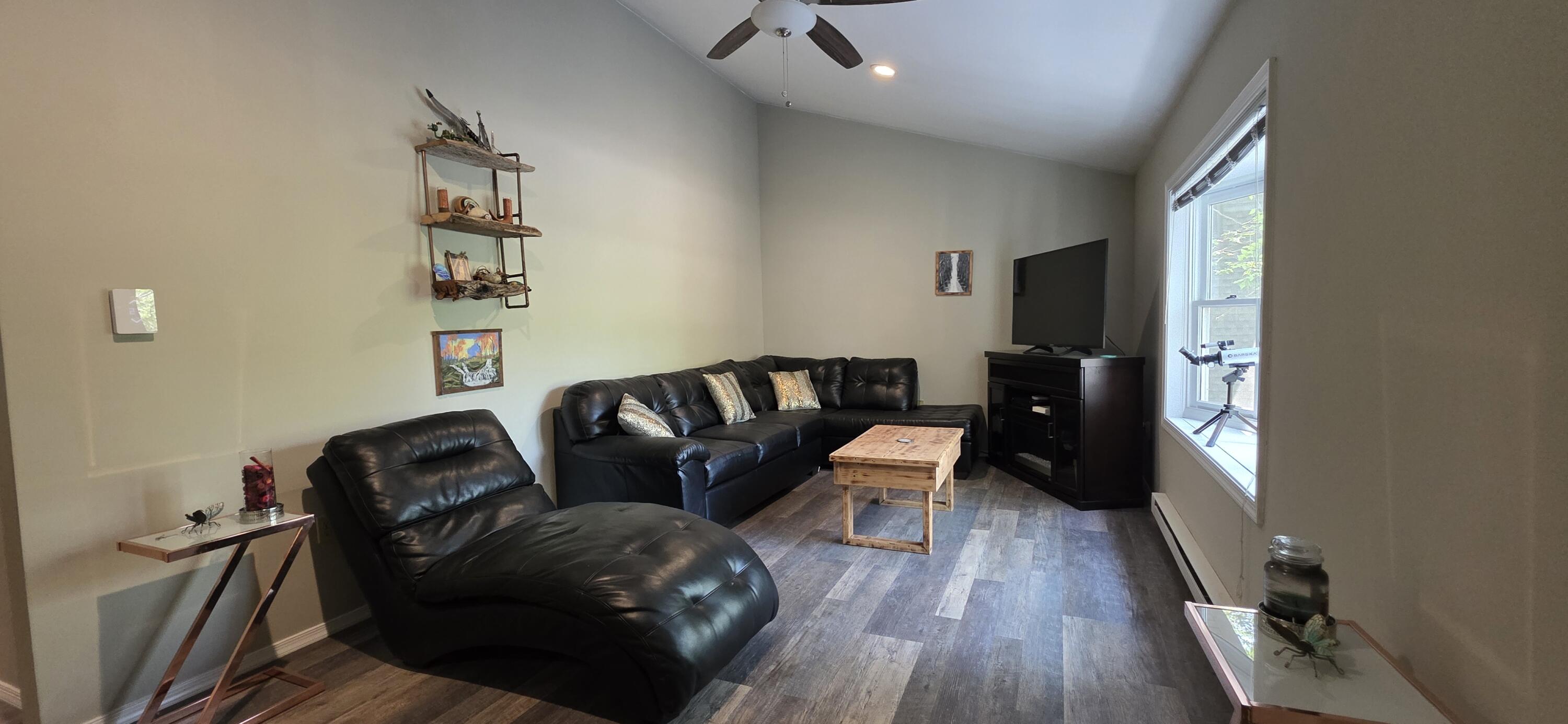 3359 Woodland Drive