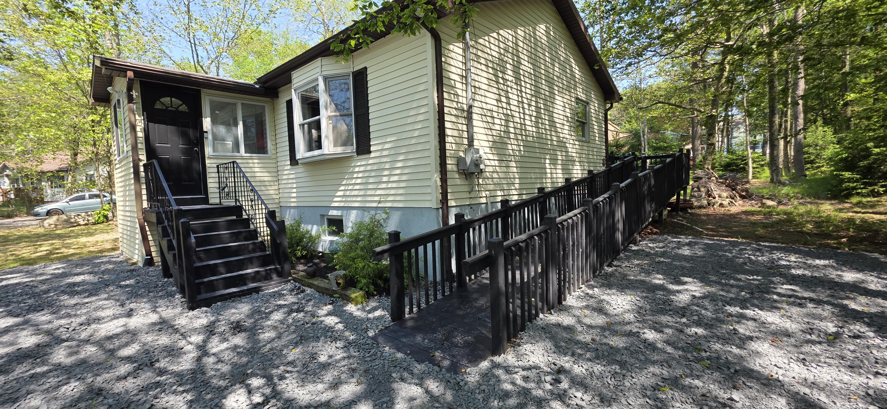 3359 Woodland Drive