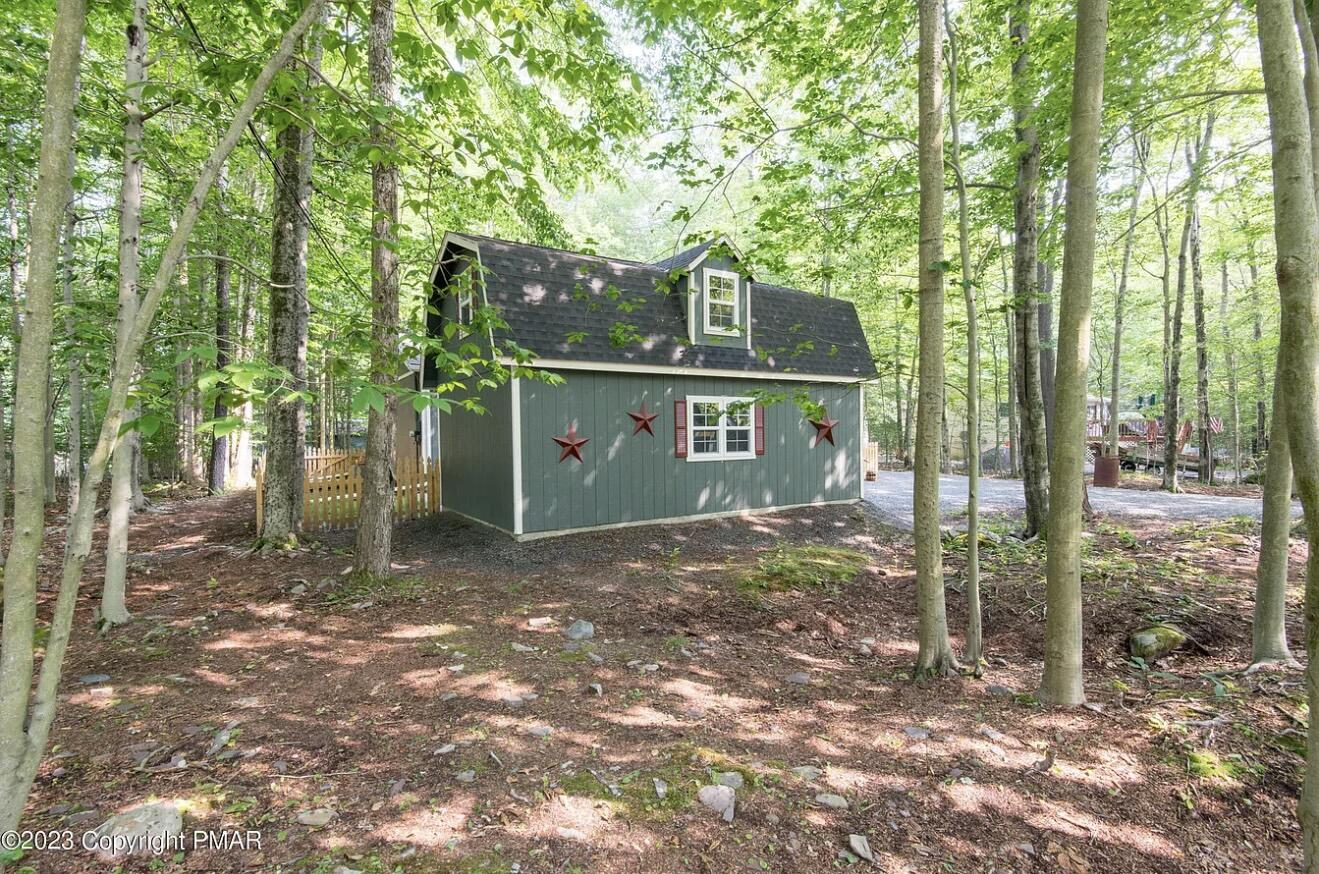 266 Maxatawny Drive, Pocono Lake, Pennsylvania image 27