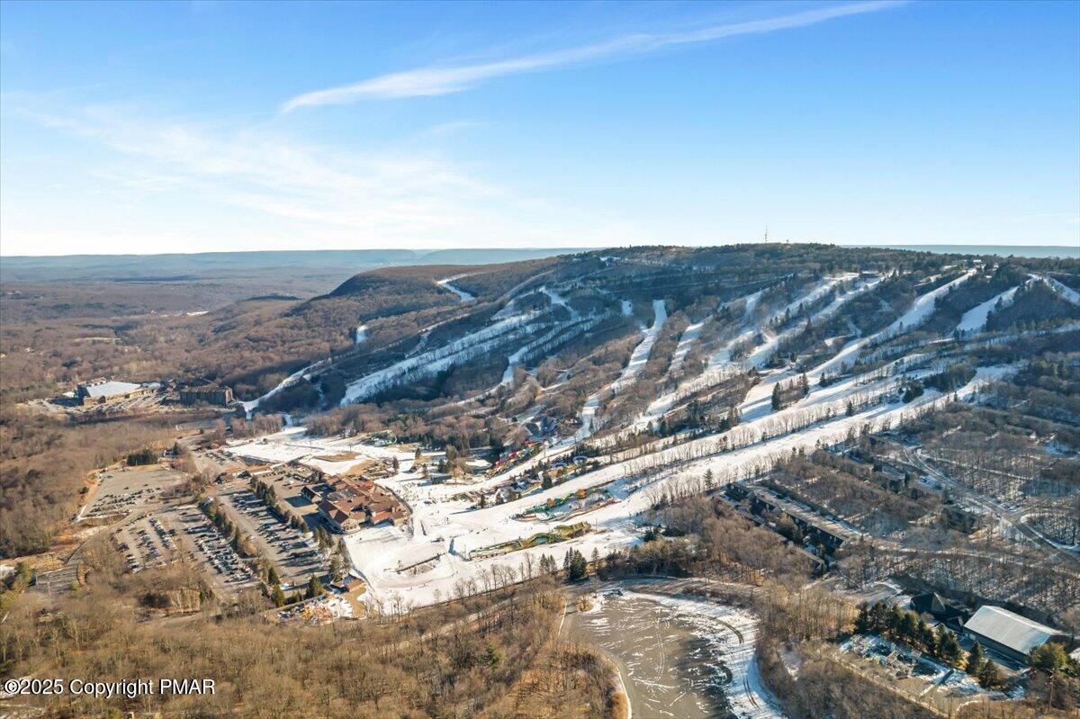 124 Cross Country Lane, Tannersville, Pennsylvania image 4