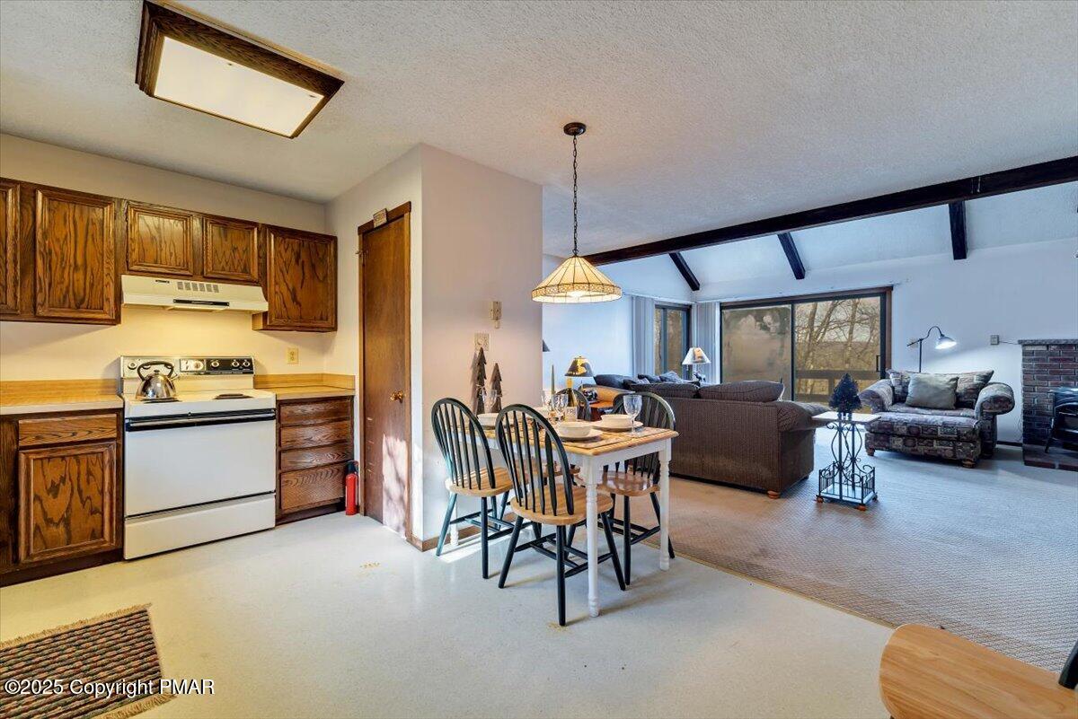 124 Cross Country Lane, Tannersville, Pennsylvania image 11