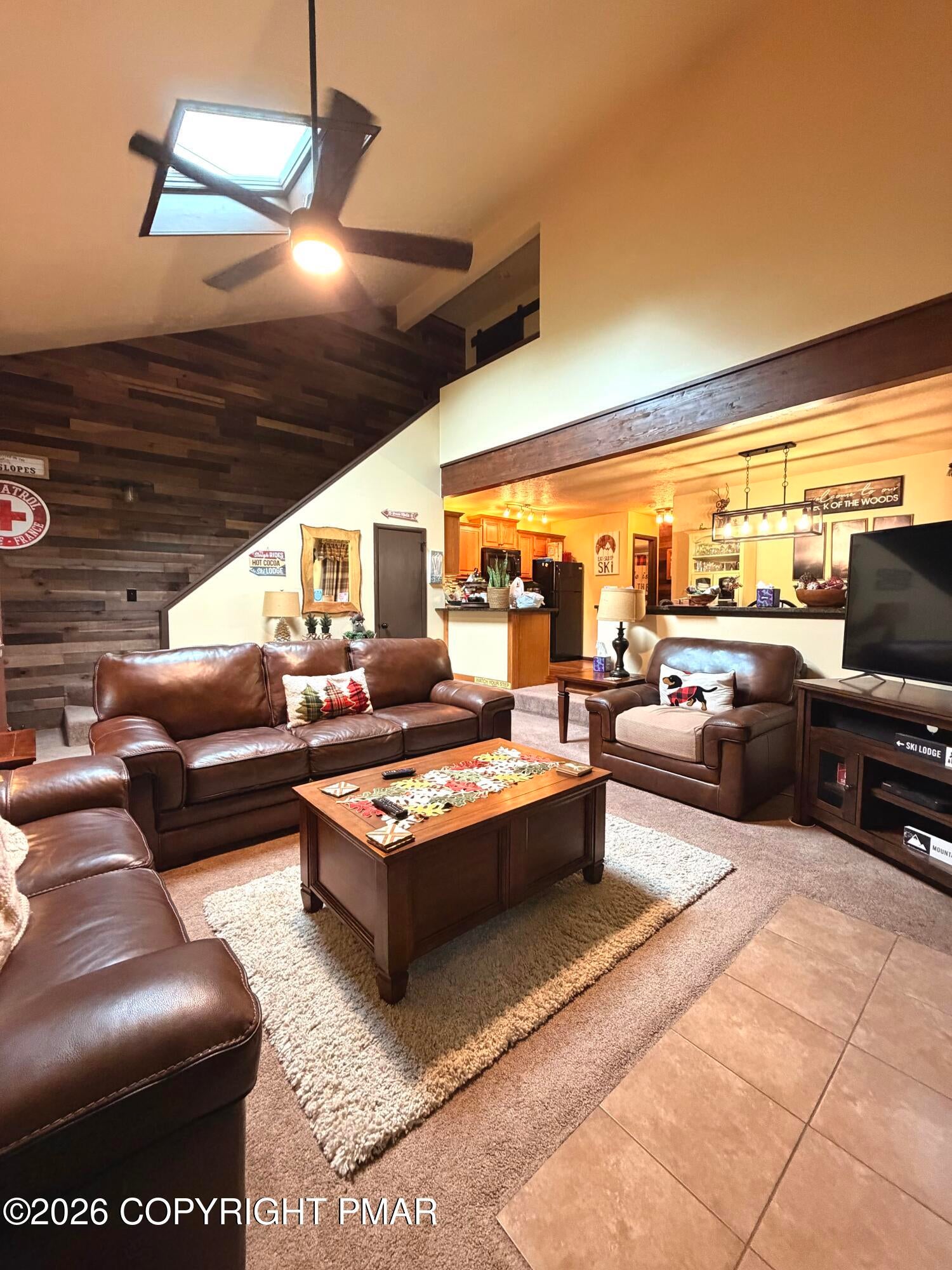 16 Ski Side Drive
