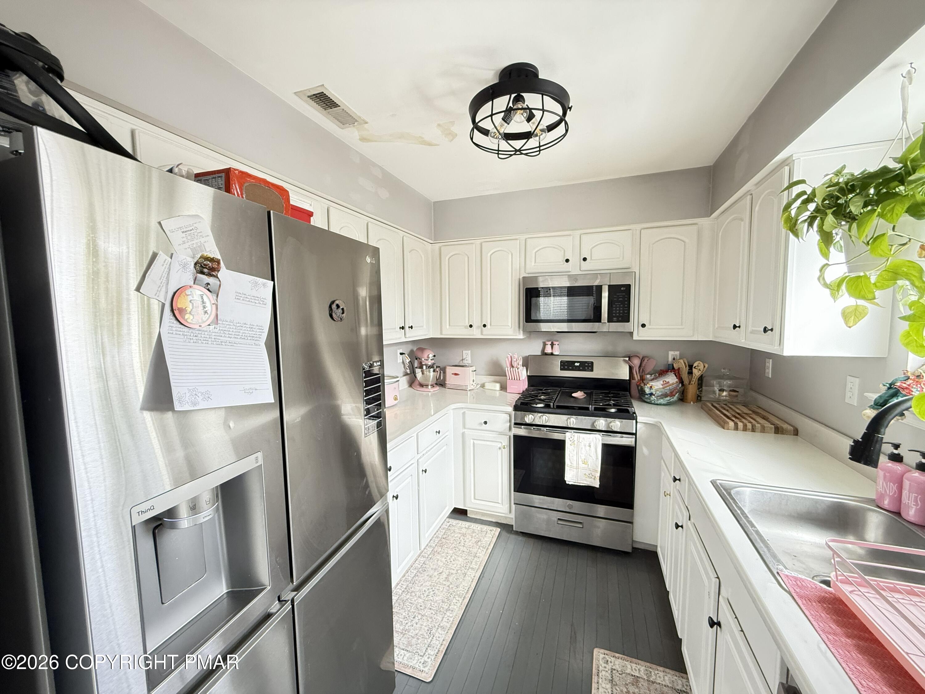 60E Lower Ridge View Circle