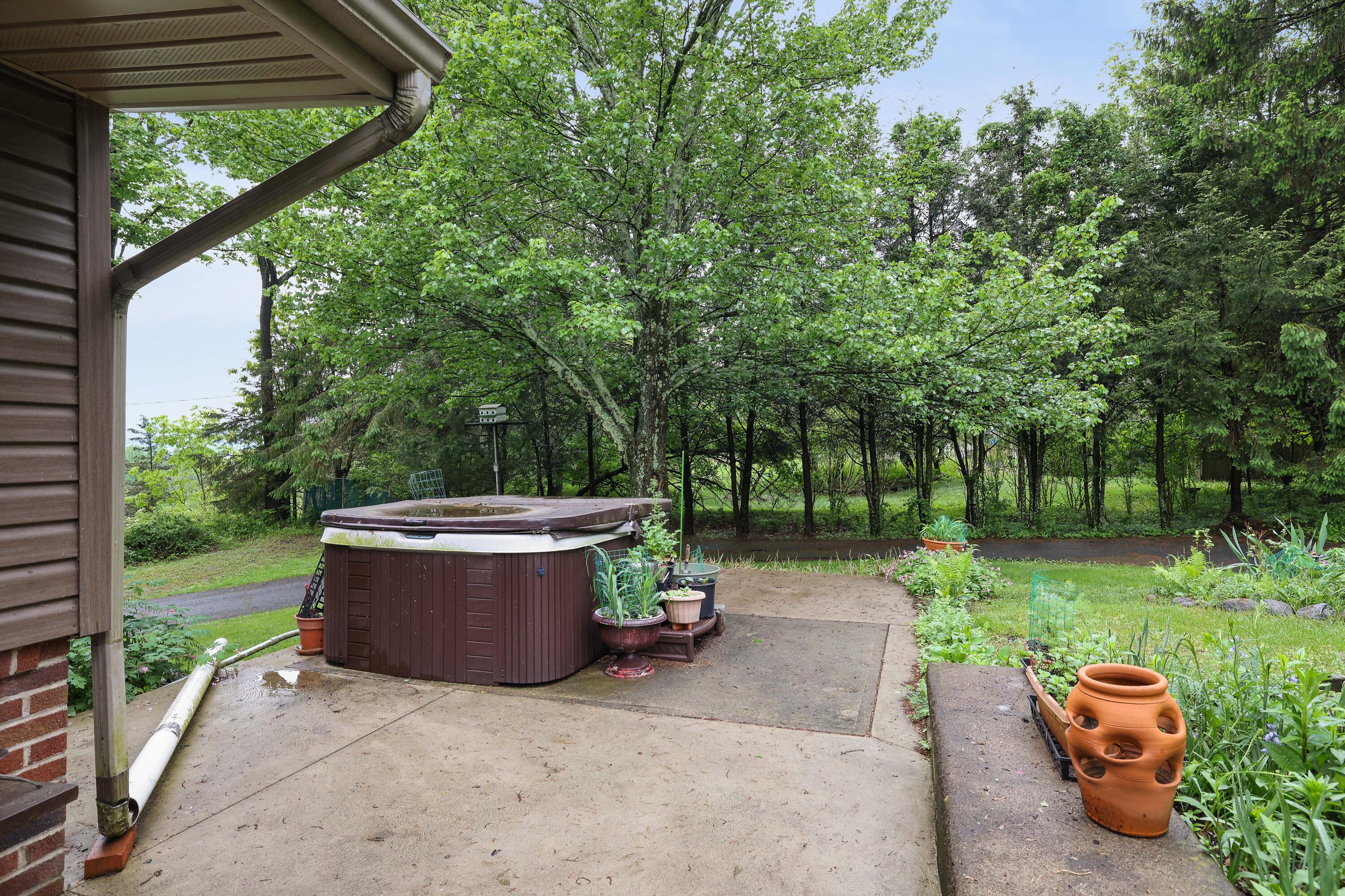 5245 Glenbrook Road, Stroudsburg, Pennsylvania image 28