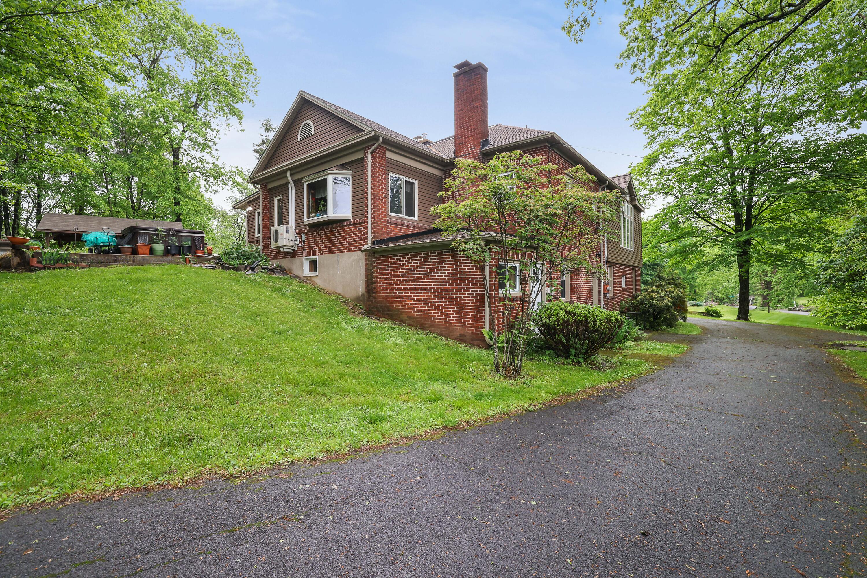 5245 Glenbrook Road, Stroudsburg, Pennsylvania image 32