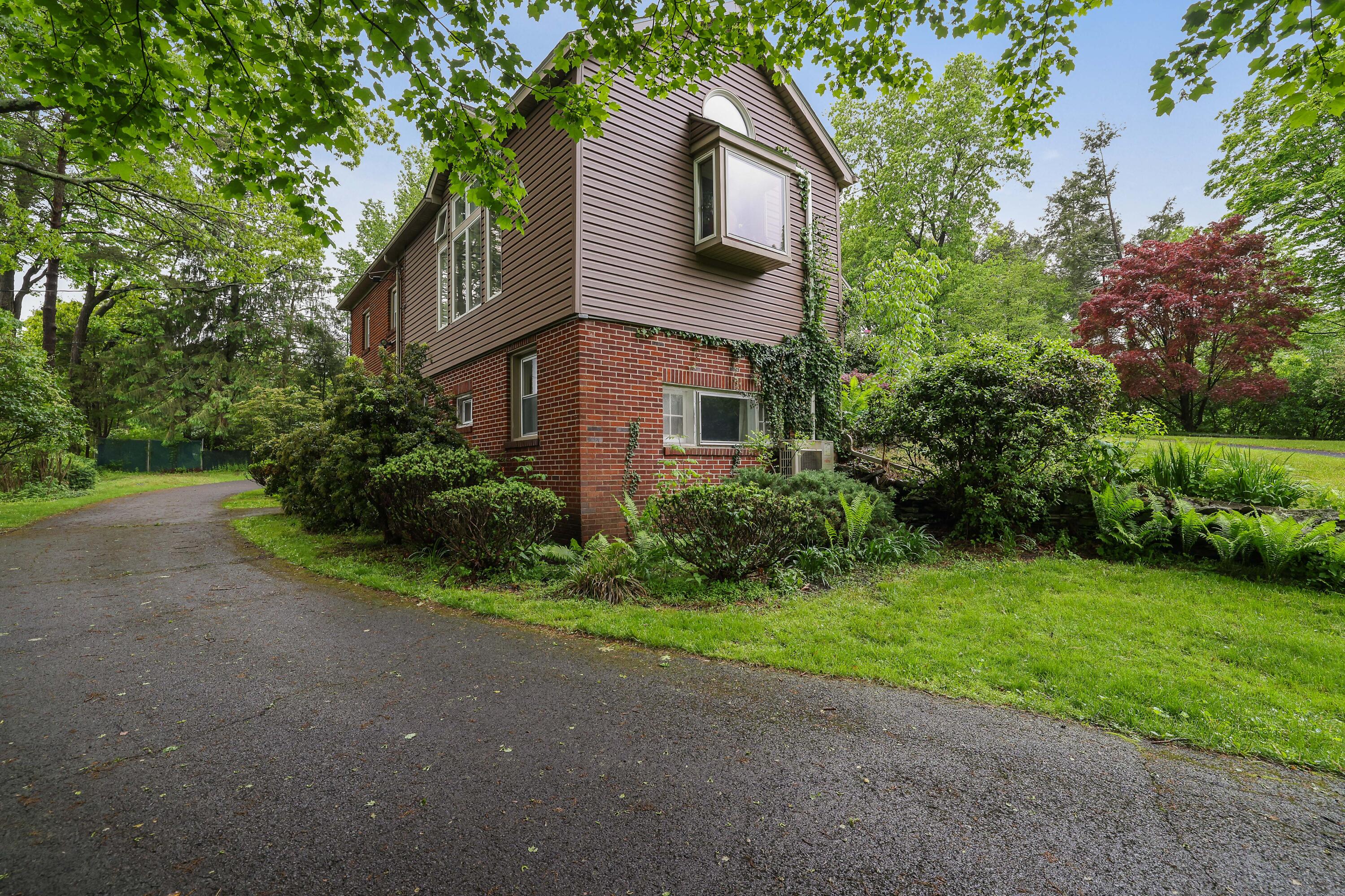 5245 Glenbrook Road, Stroudsburg, Pennsylvania image 33