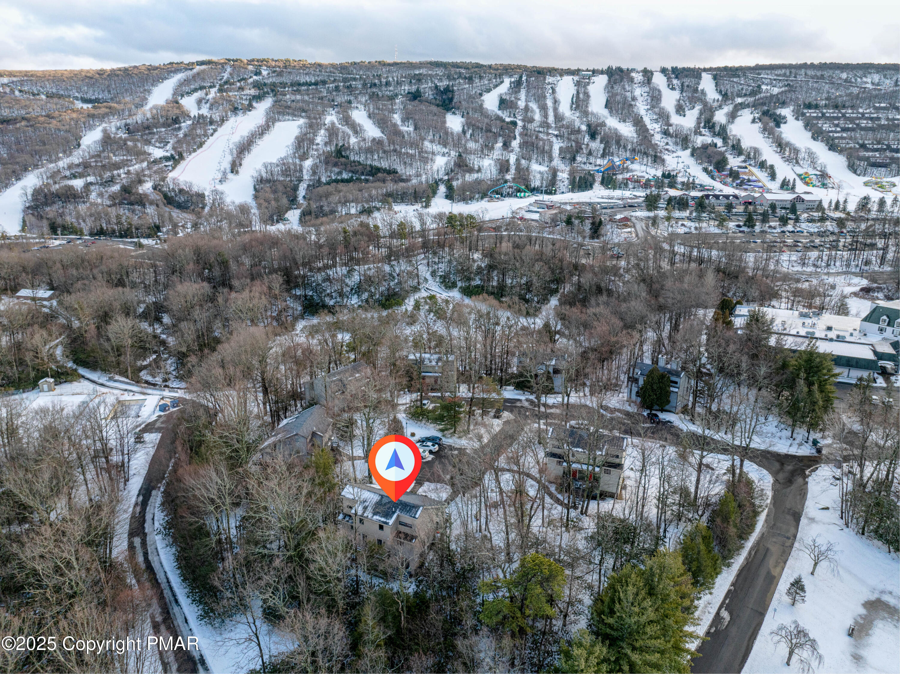 19 Ski Side Drive, Tannersville, Pennsylvania image 2