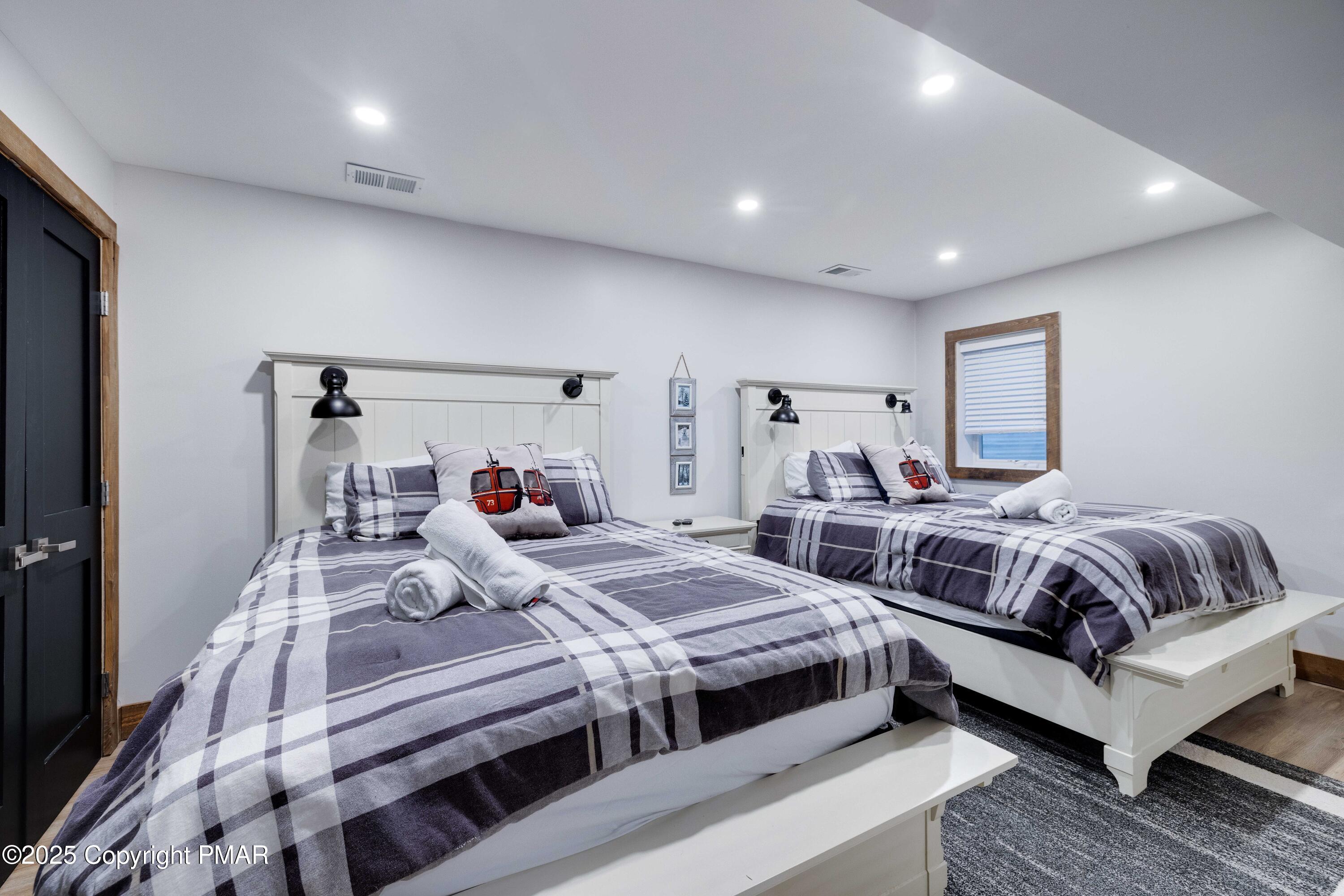19 Ski Side Drive, Tannersville, Pennsylvania image 31