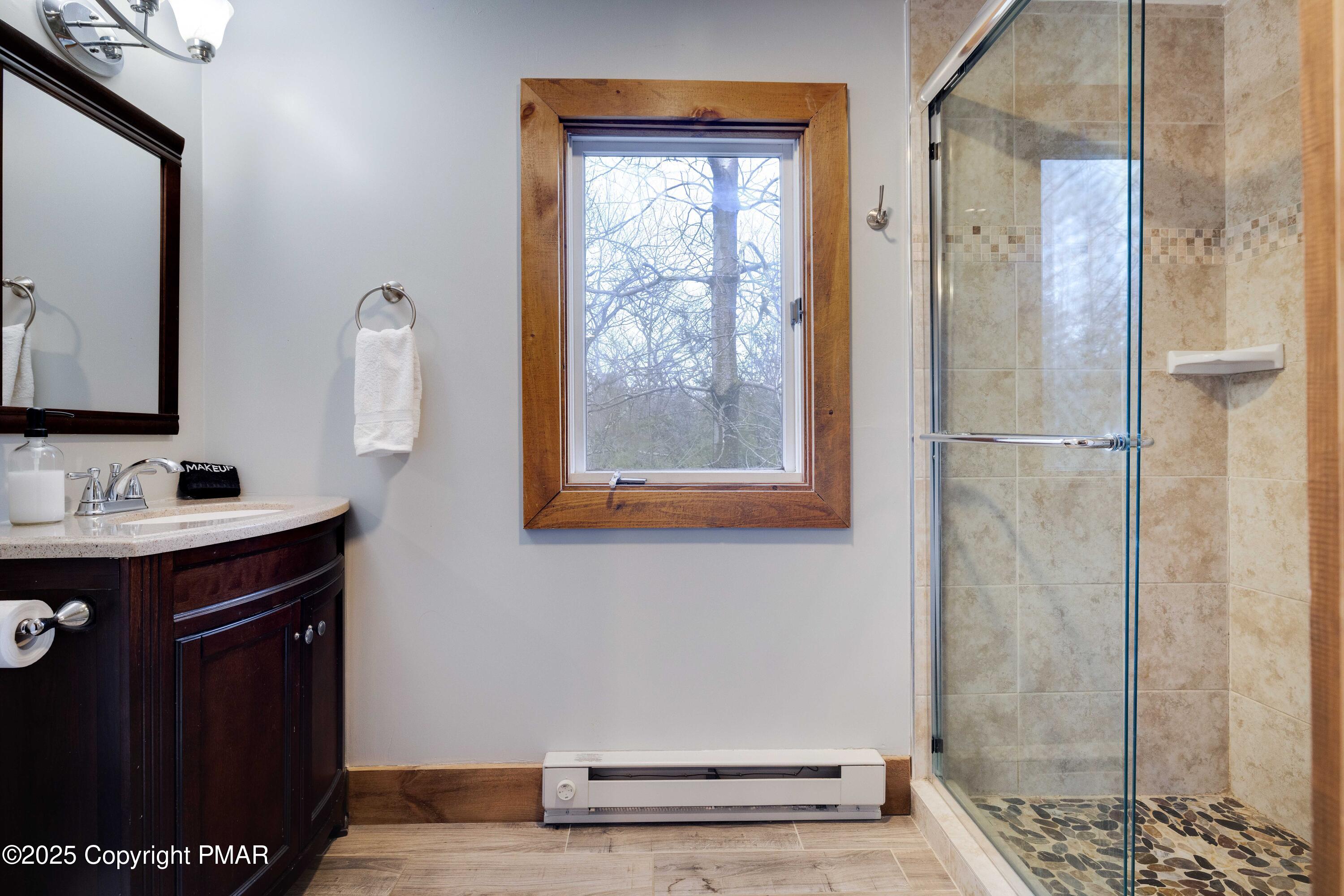 19 Ski Side Drive, Tannersville, Pennsylvania image 27