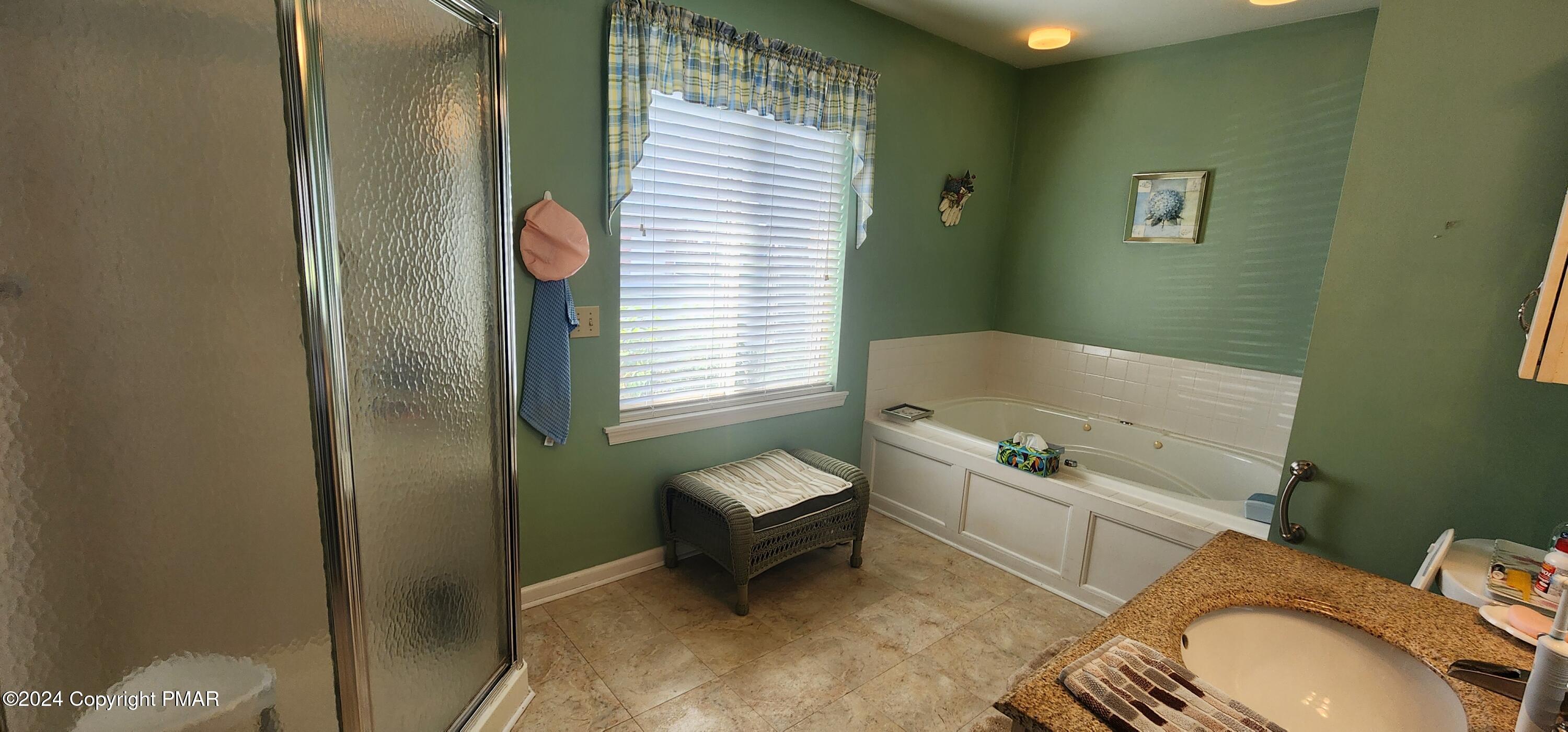 8 Winfield Court, Easton, Pennsylvania image 22