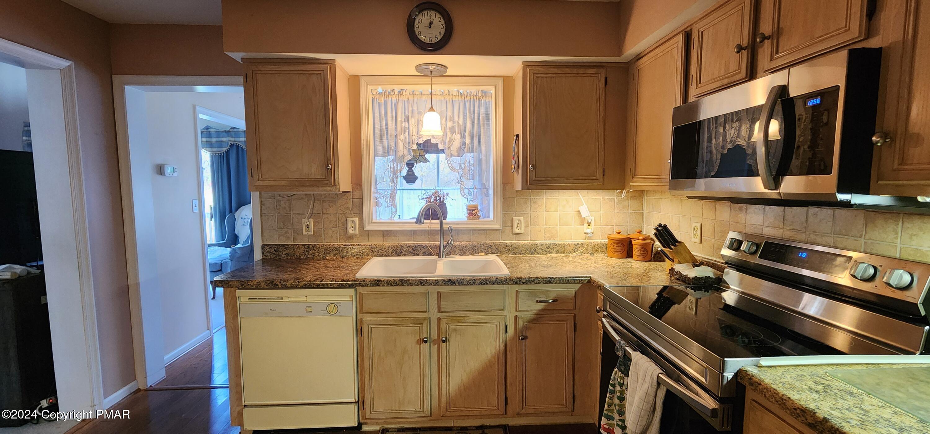 8 Winfield Court, Easton, Pennsylvania image 12