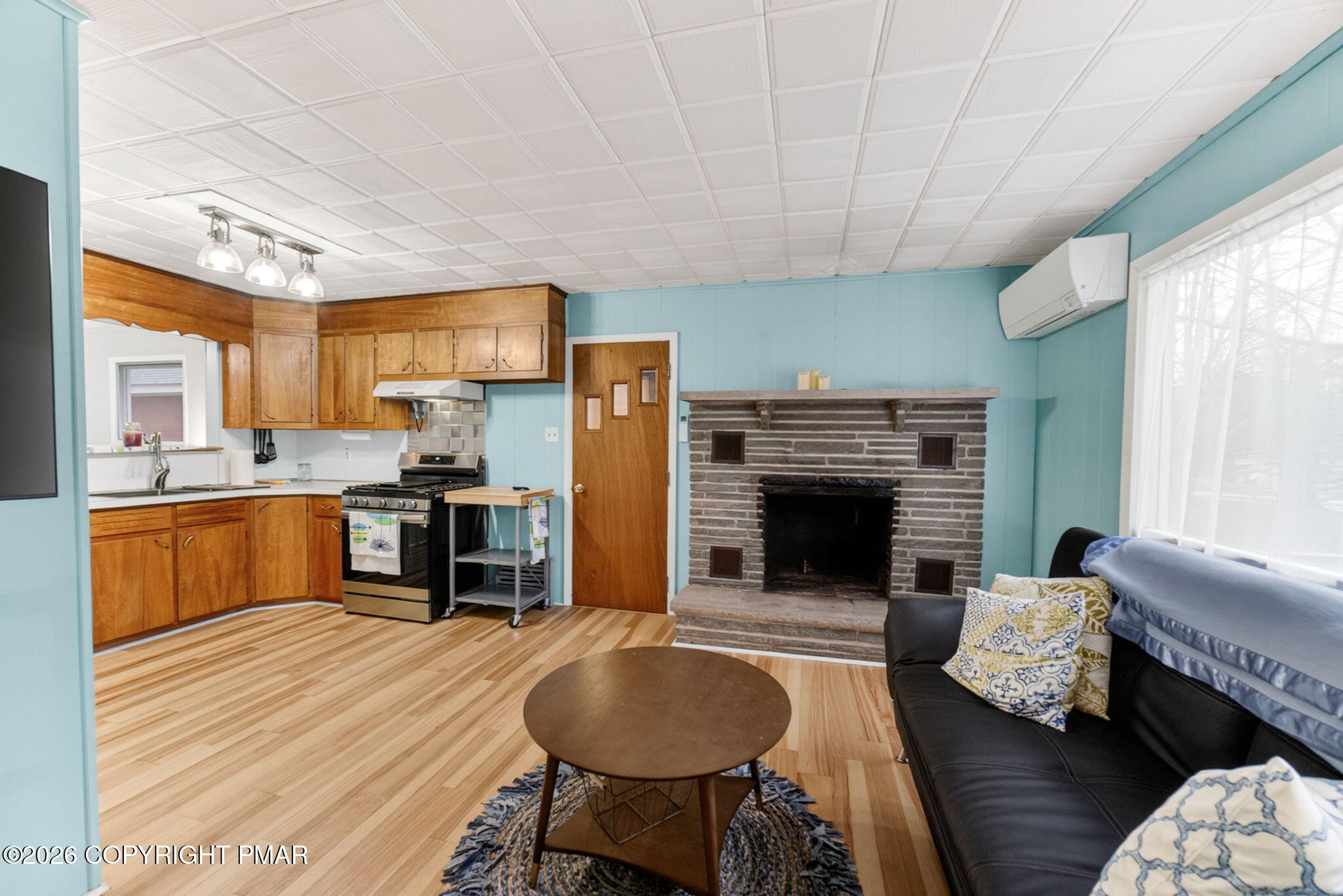 456 Mountain Road