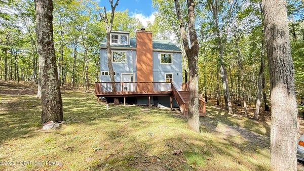 211 GEESE CT N, BUSHKILL, PA 18324 - Image fcaa1ea65ea3956f5692fef683fea951/4236313805